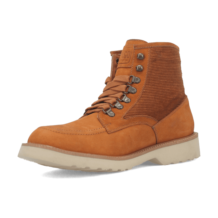 PRODUCT SHOT CARLSBAD LEATHER BOOT AT 225 DEGREE ANGLE