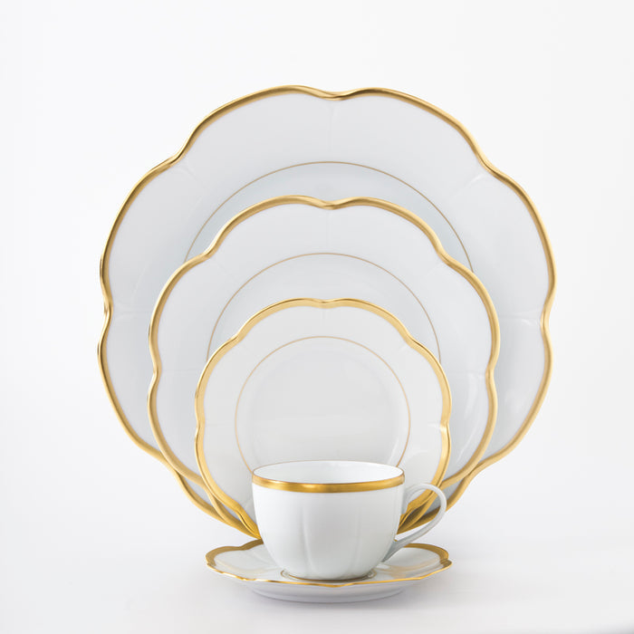 SKU# B280-NYM20775 - Margaux Gold Dinner Plate - Shape Nymphea - Size: 10.75"