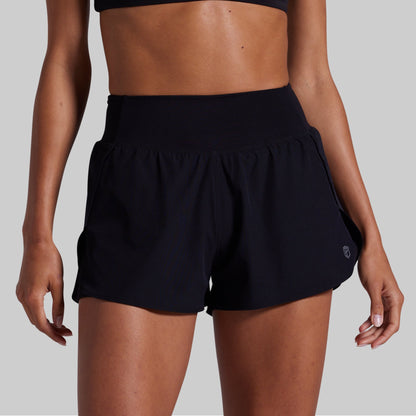 Strive Short (Black)