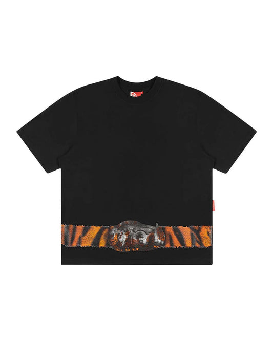 CAMISETA CINTO DE CAÇA PRETA - Four Street