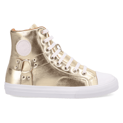 PRODUCT SHOT KNARLY SNEAKER AT 90 DEGREE INSIDE ANGLE