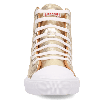 PRODUCT SHOT KNARLY SNEAKER AT FRONT ANGLE
