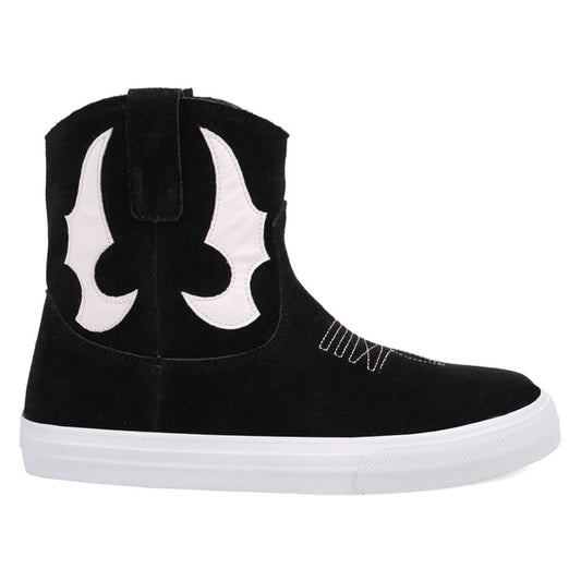 PRODUCT SHOT OLLIE SNEAKER AT 90 DEGREE INSIDE ANGLE