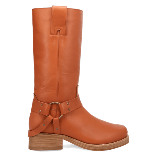 PRODUCT SHOT RIP LEATHER BOOT AT 90 DEGREE INSIDE ANGLE