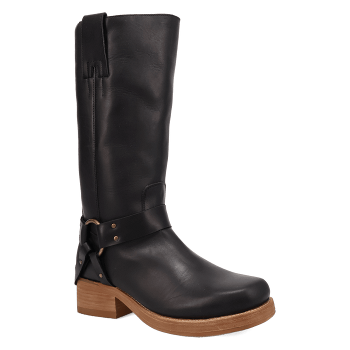 PRODUCT SHOT RIP LEATHER BOOT AT 45 DEGREE ANGLE