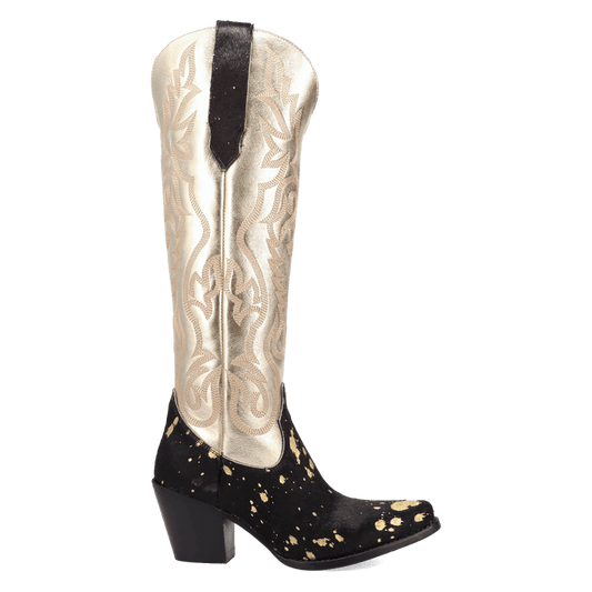 PRODUCT SHOT TAKE NO BULL LEATHER BOOT AT 90 DEGREE INSIDE ANGLE