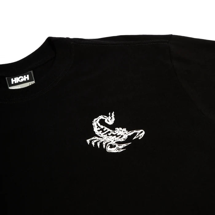 Tee Scorpion Black - Four Street